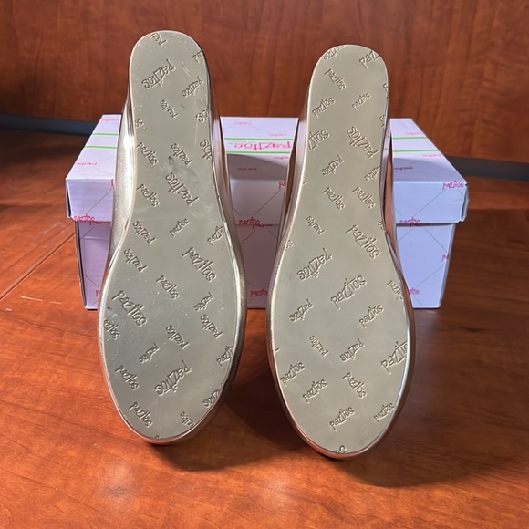 (2S) Pazitos Girls Gold Wedge Platform slip on - Picture 3 of 4